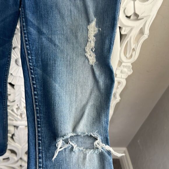 7FAMK Ankle Skinny Distressed Jean - Picture 6 of 11